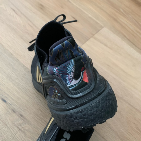 Adidas UltraBOOST Sneakers - Picture 5 of 6